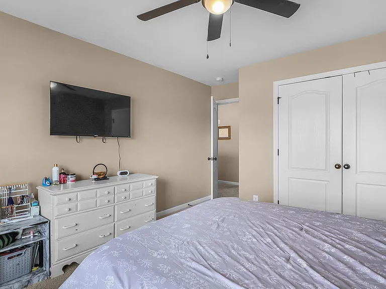 113 Greystone Dr — Photo 31