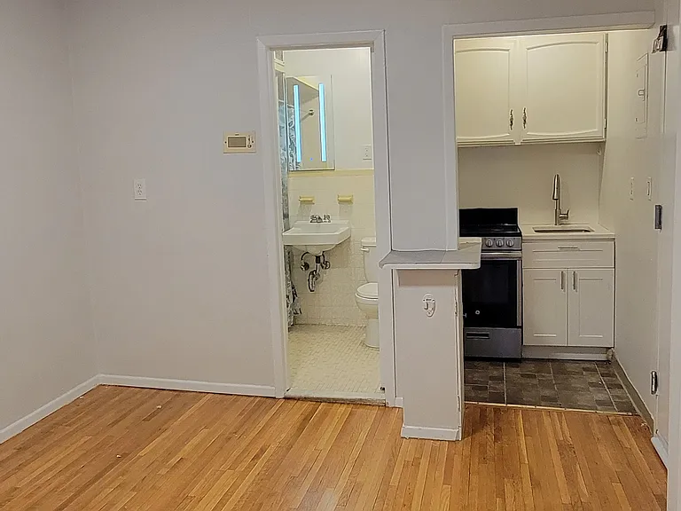 242 W 56th St #5B — Photo 5