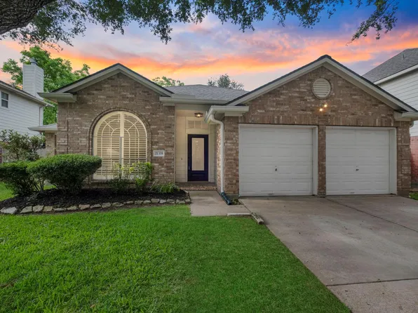 21335 Rose Hollow Ln, Katy, TX 77450