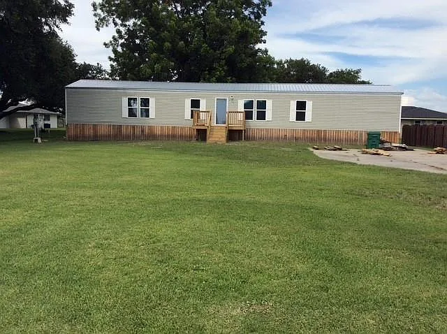 21345 Judge Becnel Ln — Photo 1