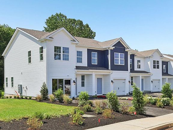 3rd image of 288 Derby Dr