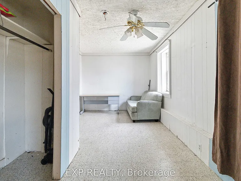 20 Colborne St S #1 — Photo 28
