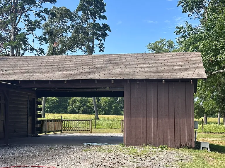 181 NW County Rd #2080 — Photo 20