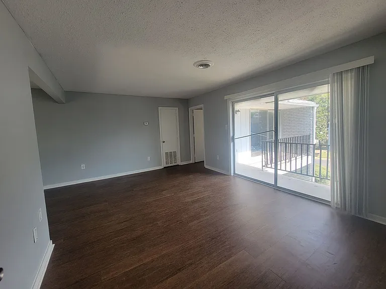 225 W McDowell Rd — Photo 39