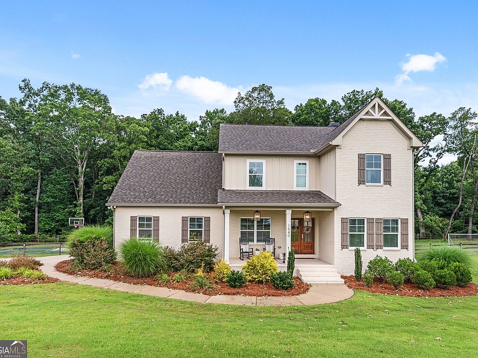 1st image of 1540 Summerfield Ln