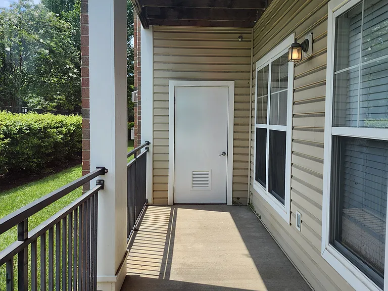 3810 Lightfoot St #109 — Photo 19