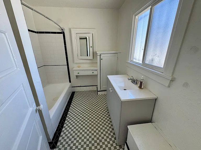 1162 N Madison Ave #1166 — Photo 17