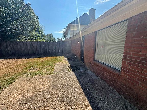 5th image of 7266 Woodshire Rd