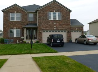 1184 Blackberry Creek Dr, Elburn, IL 60119