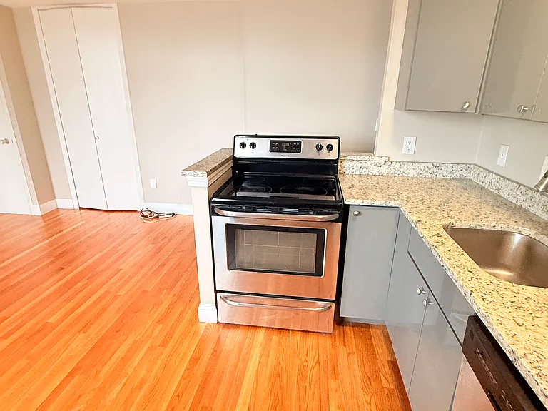 127 Trapelo Rd #33 — Photo 10