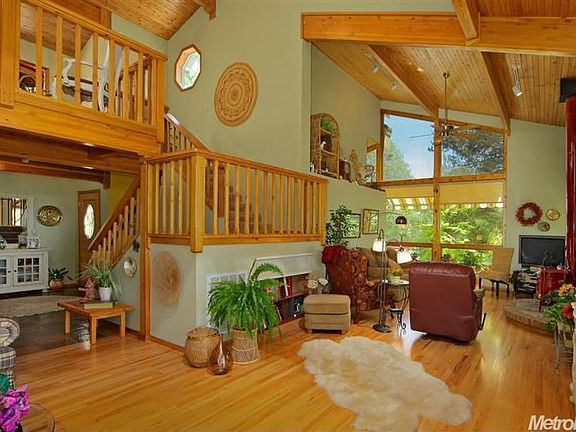 4th image of 4740 Vogelsang Ln