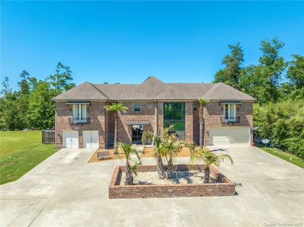 3997 River Moss Ln, Westlake, LA 70669