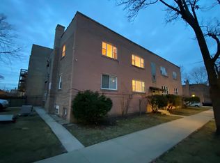 2819 W Granville Ave, Chicago, IL 60659