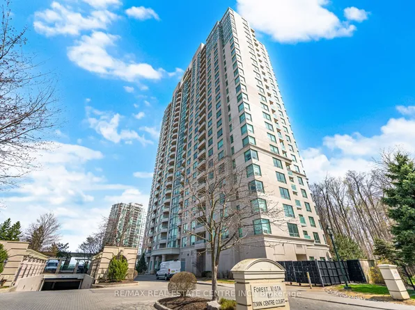 61 Town Centre Ct #2104, Toronto, ON M1P 5C5