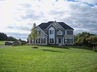 16378 Purcellville Rd, Purcellville, VA 20132