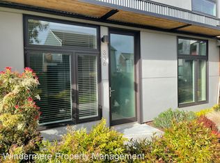 336 Root Path NW, Bainbridge Island, WA 98110