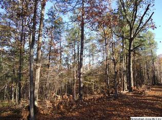 1334 Cherokee Road, pell city, AL 35128