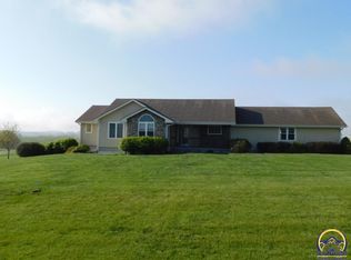 10325 Westridge Rd, Holton, KS 66436