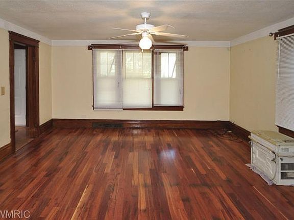 4th image of 47 McKinley Ave S