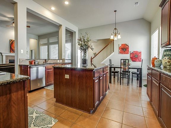 3rd image of 1429 Red Wolf Dr