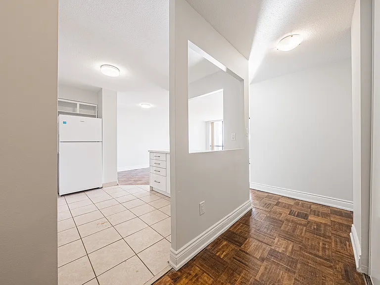 2220 Marine Dr — Photo 44