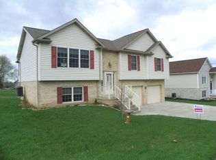 818 High Point Ln, Greensburg, PA 15601