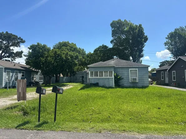 307 S Kansas St, La Porte, TX 77571