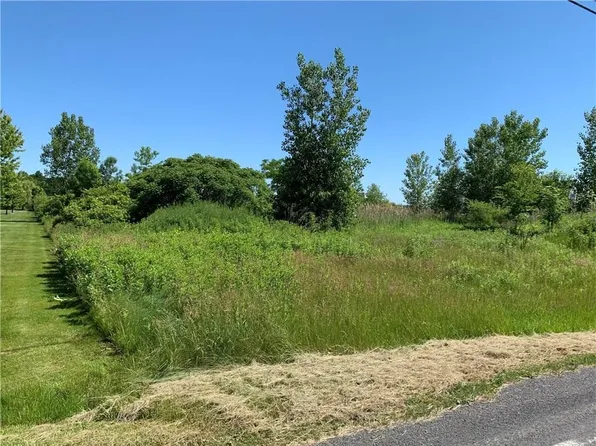 1022 Lawrence Rd, Hilton, NY 14468