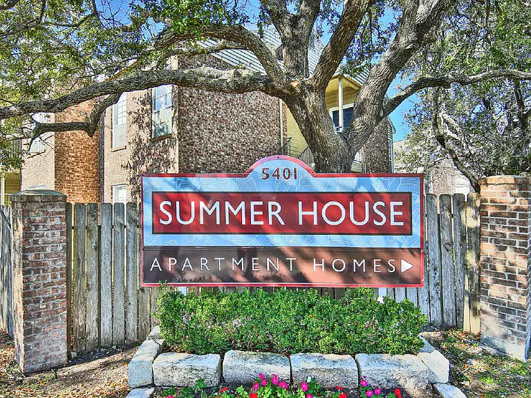 Summer House Apartment Homes — Photo 1
