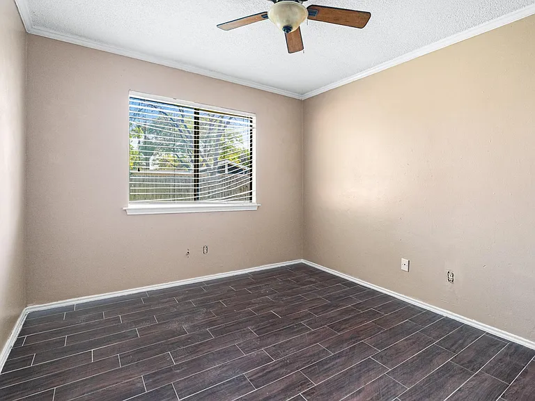 5202 Gawain Dr — Photo 16