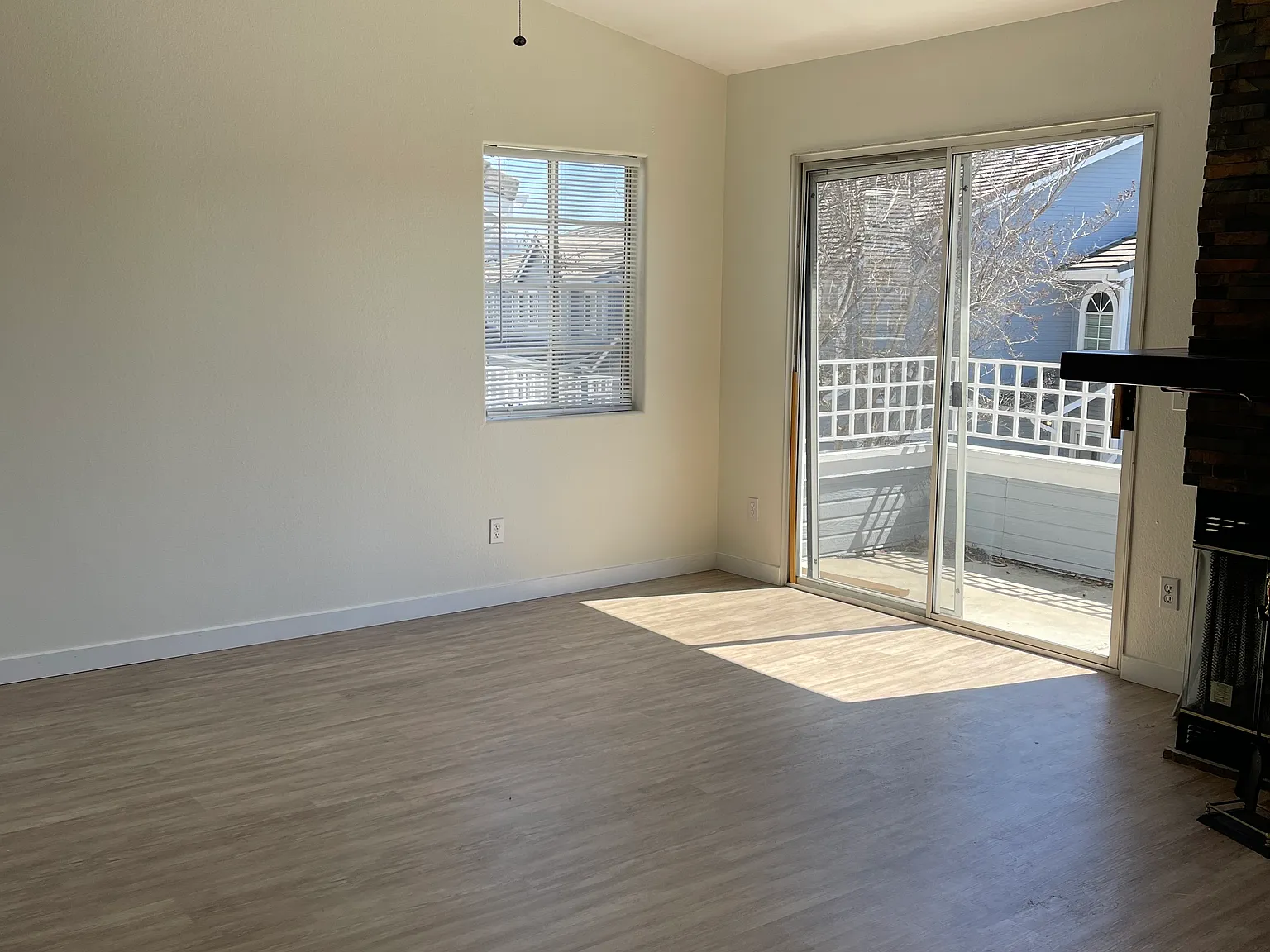 Poway Condo — Photo 2