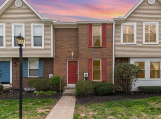 822 S Woodlyn Dr, Cincinnati, OH 45230
