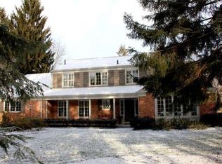 2450 Underhill Rd, Ottawa Hills, OH 43615