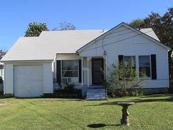 1st image of 4024 Beverly Dr