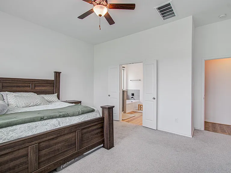 4722 Crest Hill Dr — Photo 25