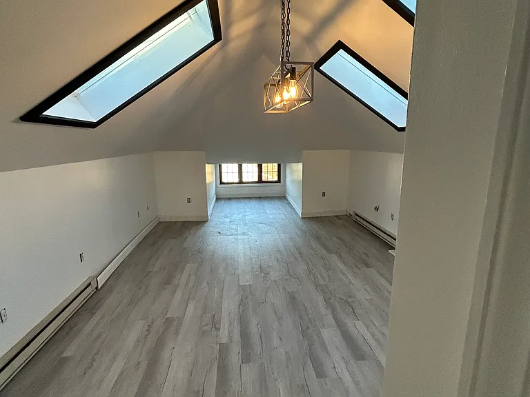 1814 Olive St #3 — Photo 14
