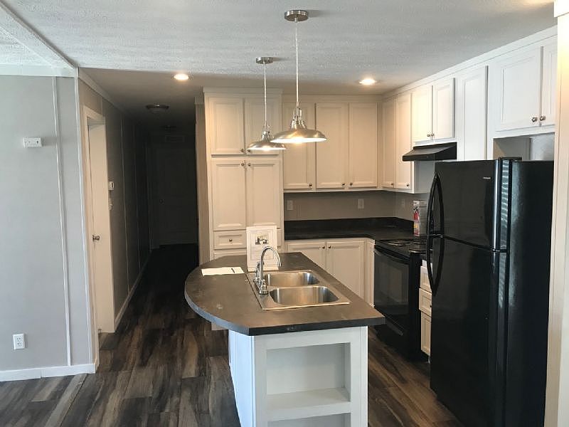 2nd image of 5515 118th St Lot 297