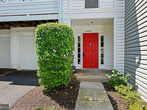 3rd image of 14439 Fallscliff Ln #6