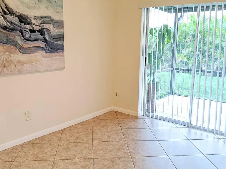 4513 SW 8th Ct #114 — Photo 12