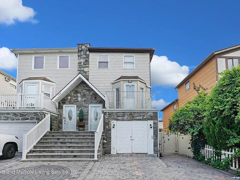 168 Braisted Ave #1 — Photo 1