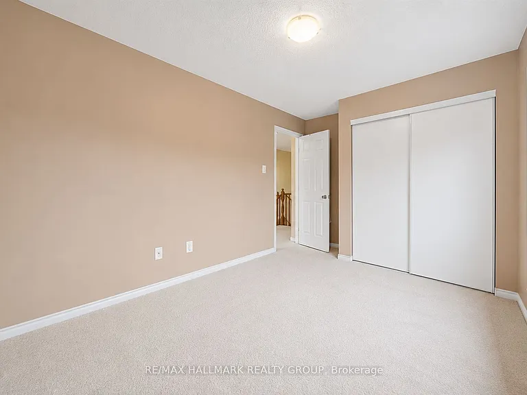 224 Lamplighters Dr — Photo 19