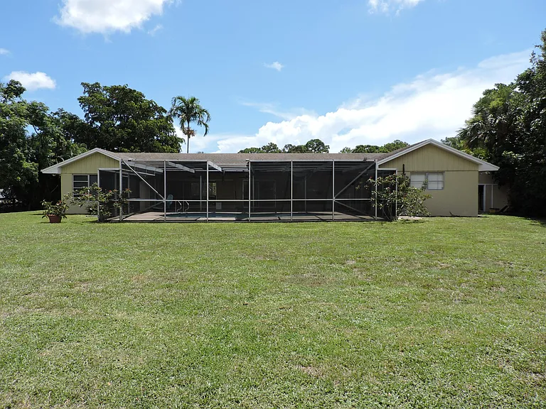4529 Square Lake Dr — Photo 35