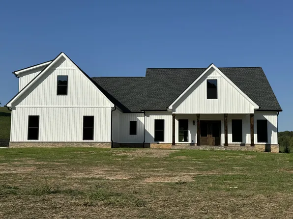 1146 W Nickajack Rd, Ringgold, GA 30736