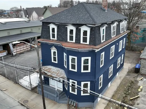 33 Valley St, Providence, RI 02909