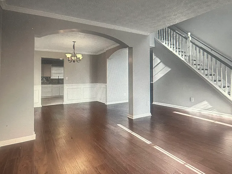 2592 Brookgate Xing — Photo 3