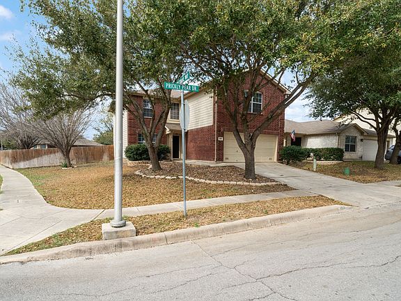 2nd image of 300 Prickly Pear Dr