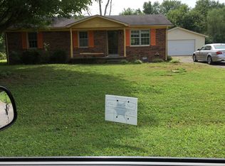 251 Rolling Dr, Bowling Green, KY 42104