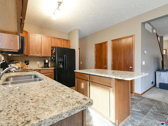 2nd image of 6839 Mimosa Ln