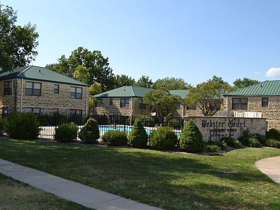 3rd image of 216 N Webster St #59