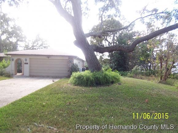 1st image of 8206 Earlshire Ln
